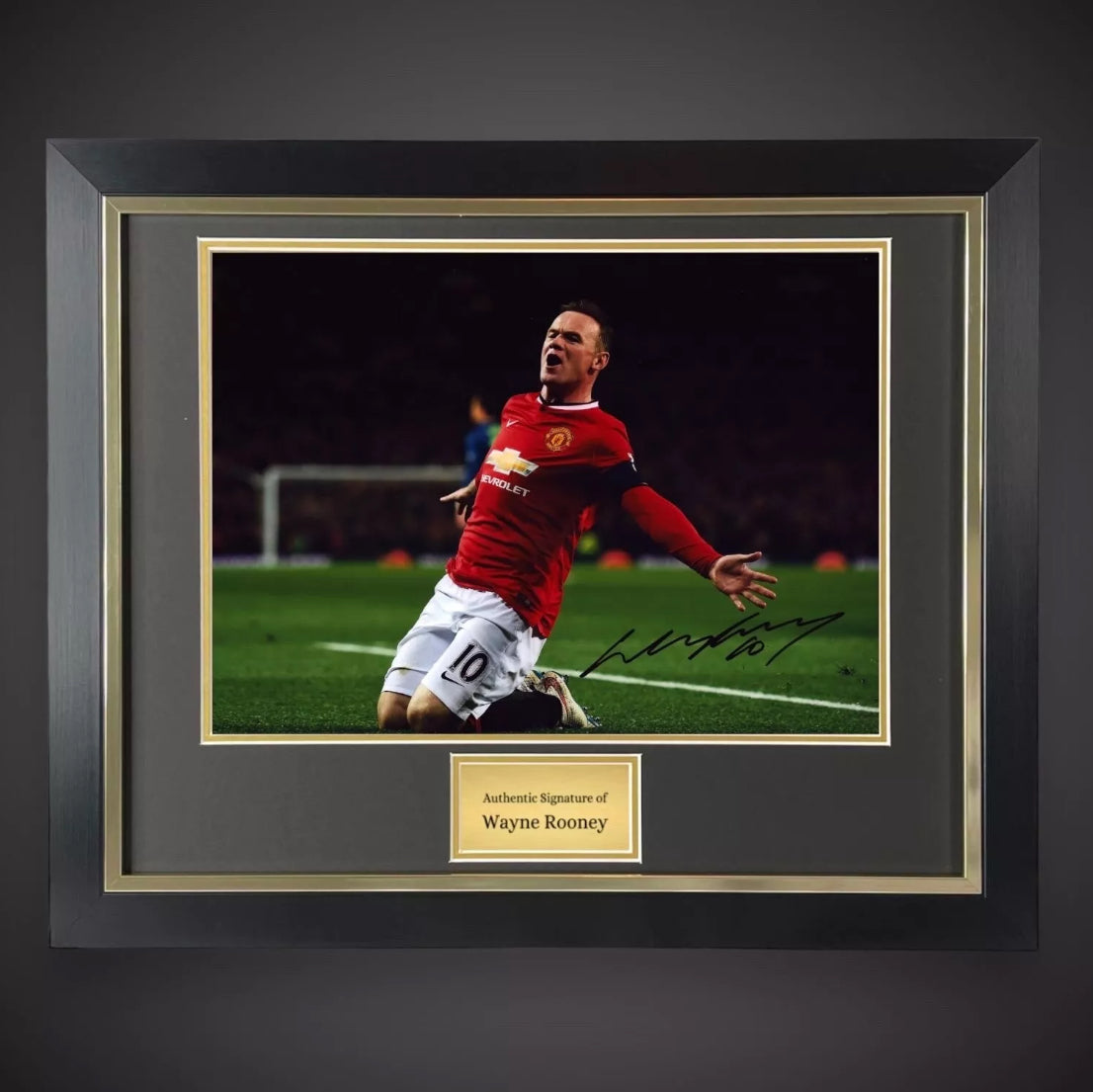 Wayne Rooney Hand Signed & Framed Manchester United Photograph