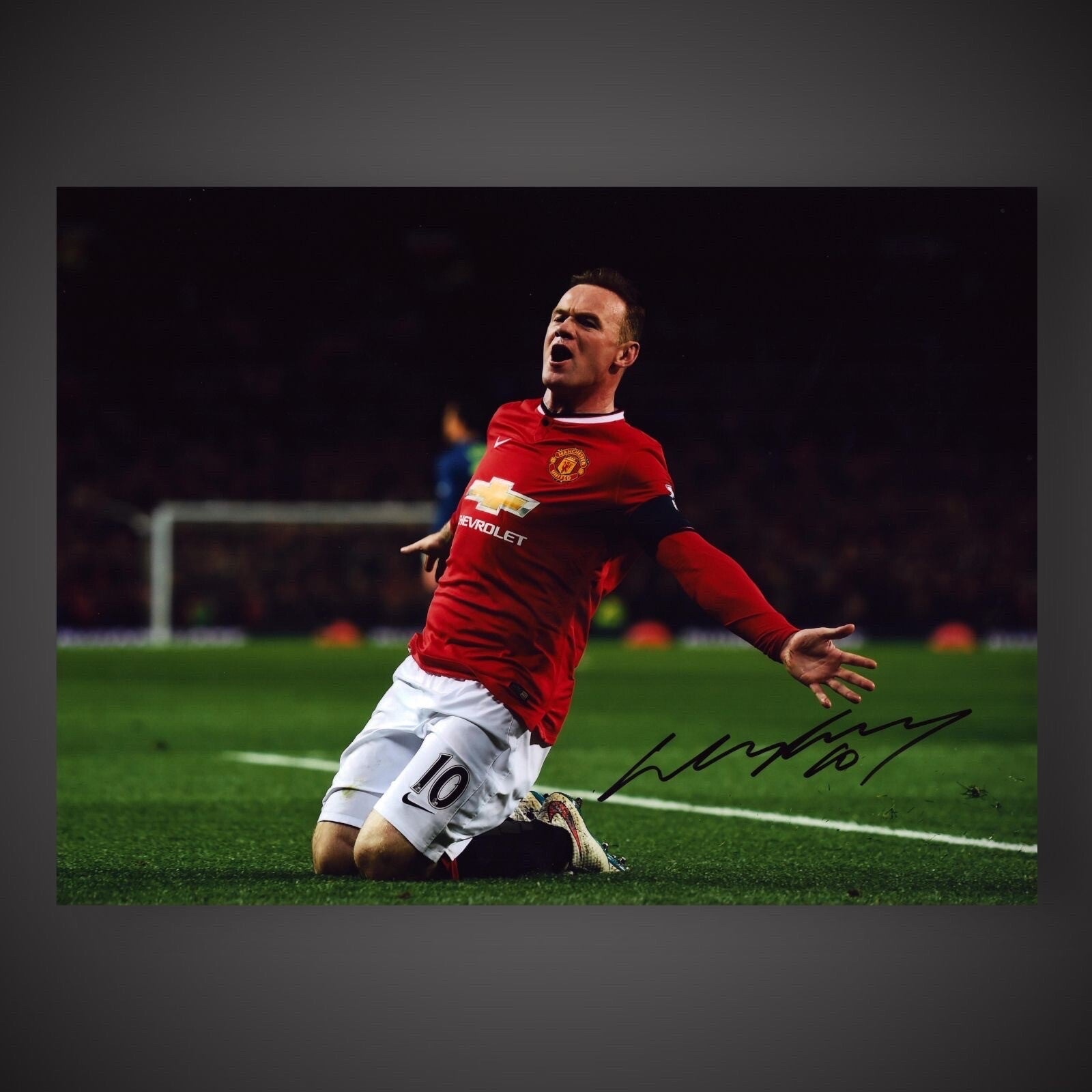 Wayne Rooney Hand Signed Manchester United 16x12 Photograph  with COA £39.990