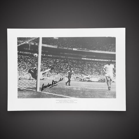 Gordon Banks Signed Photo- Famous Save £19.99 16X230