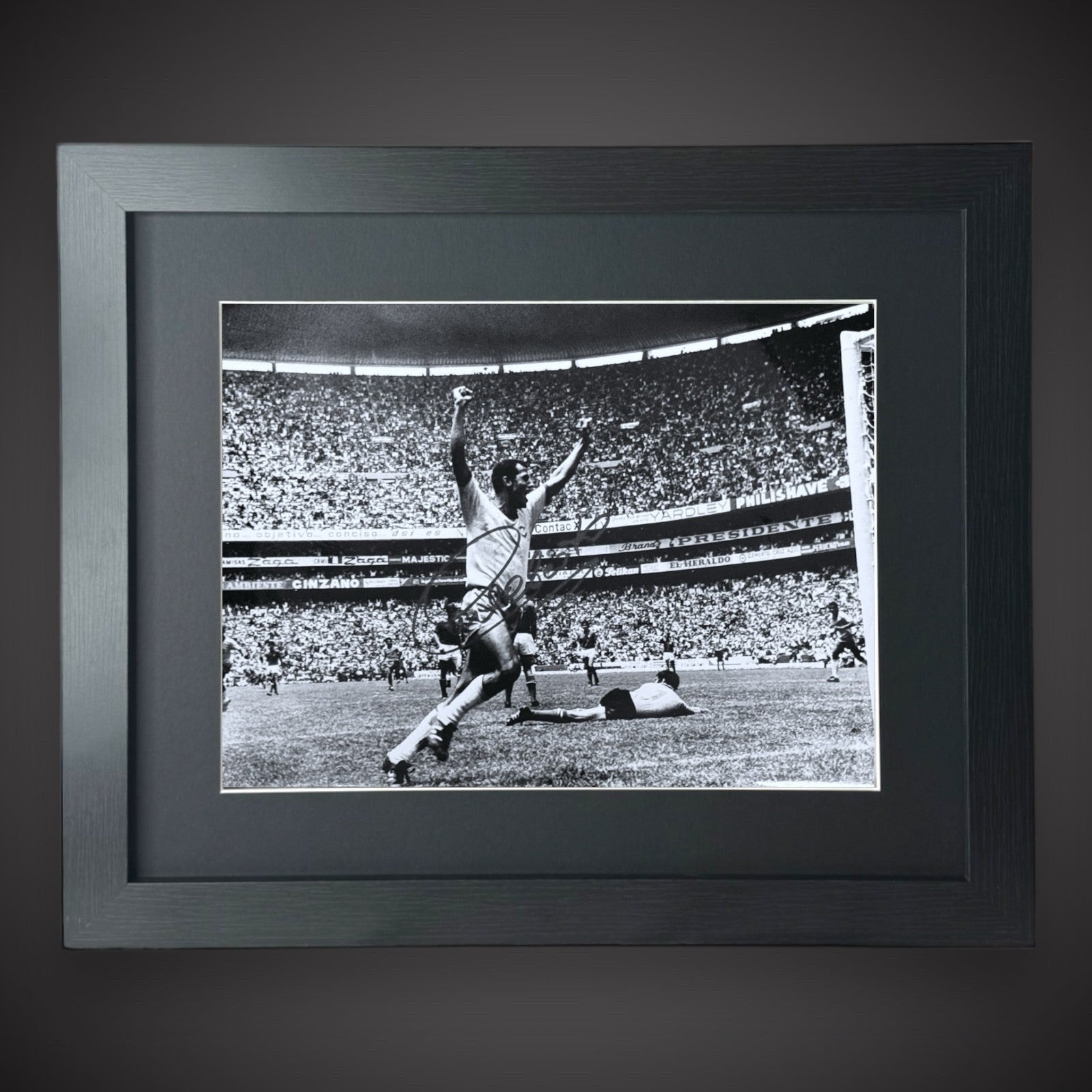Framed Carlos Alberto Legendary Brazil Captain Signed Photo With COA £119.990