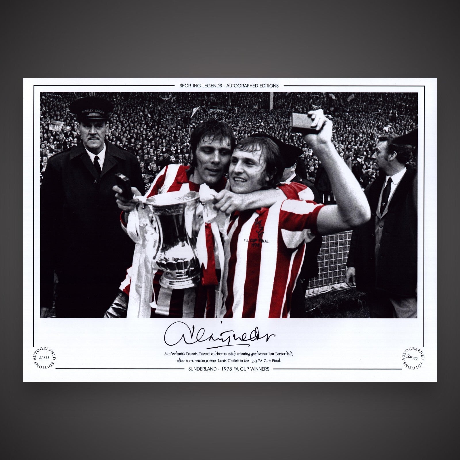 Sunderland Dennis Tueart Signed Photo Approx 16x12 £250