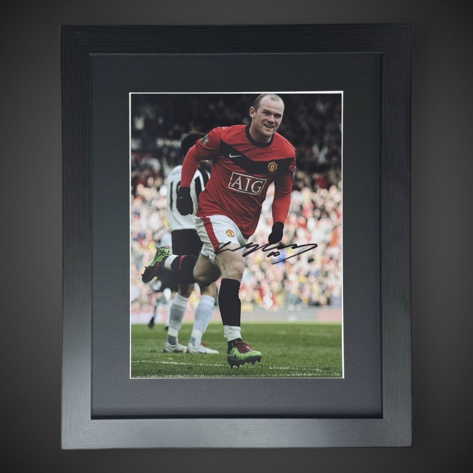 Framed Wayne Rooney Manchester United Hand Signed Photo With COA £790