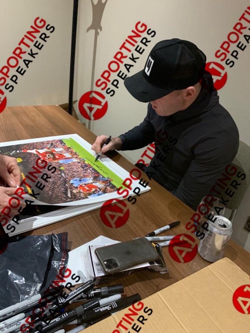 X5 Fantastic WAYNE ROONEY Signed Career Stats Picture Bargain With COA £1503