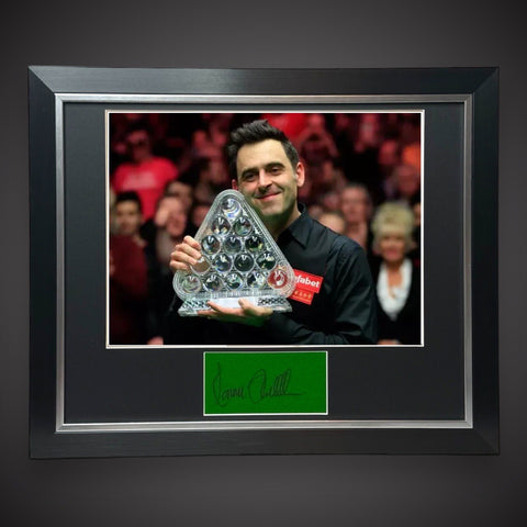 Ronnie O’Sullivan Hand Signed Snooker Baize With A 16x12 Photo Framed £1250