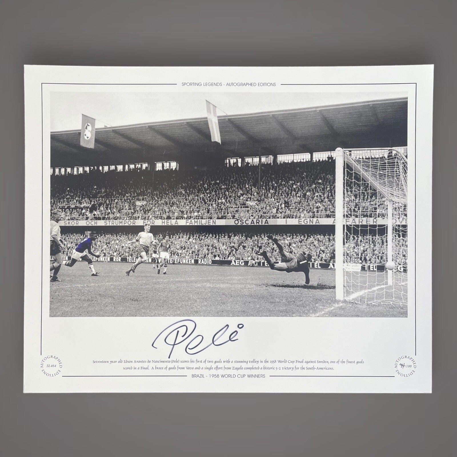 Framed Pele Signed BRAZIL - 1958 World Cup Winners Photo (Faded signature) £2501