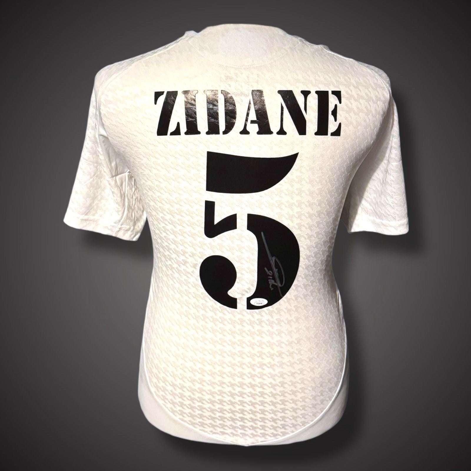 Framed Zinedine Zidane  Signed  Real Madrid Football Shirt COA £7701