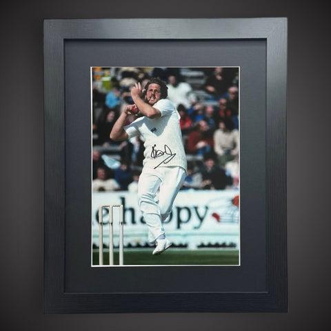 Cricket Legend- Ian Botham Hand Signed Framed Cricket Photograph £79 16X200