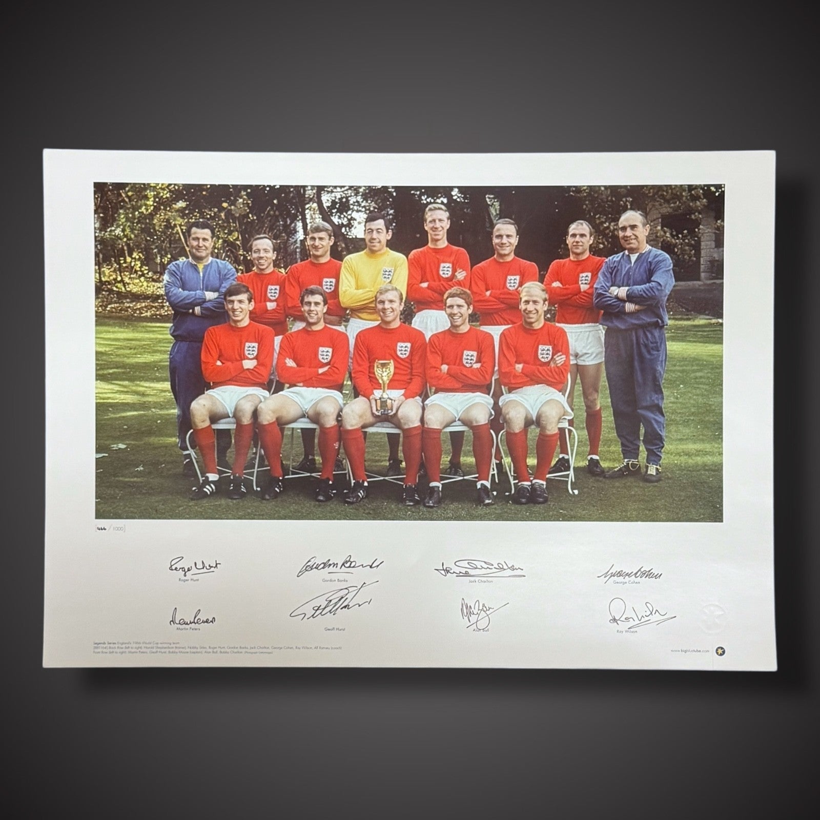 ENGLAND 1966 8 HAND Signed Team Pic £175 Banks George Cohen, Wilson Hurst +4 A2 0