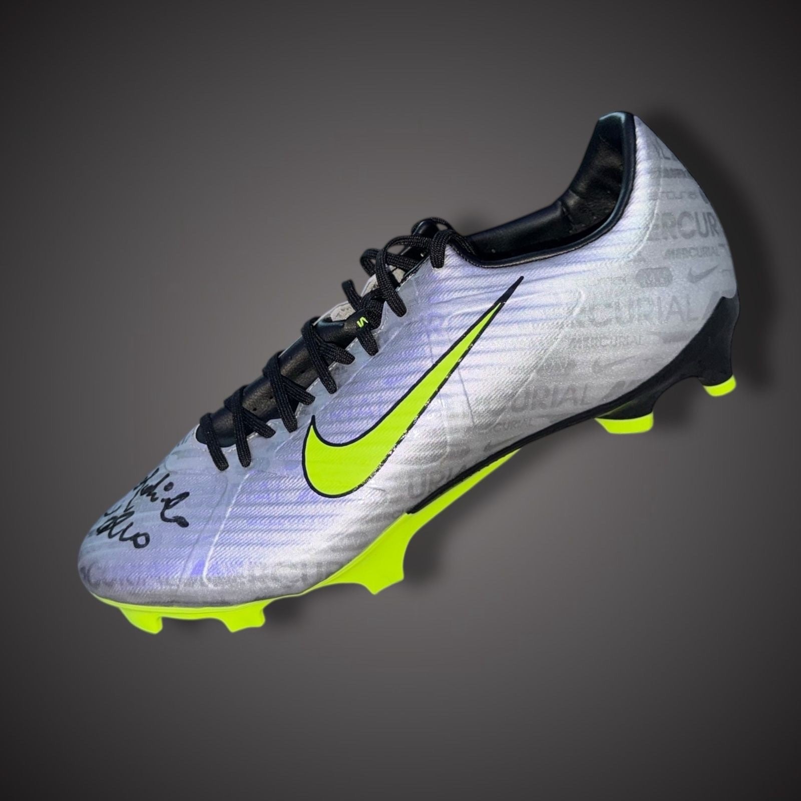 Ronaldinho R10 Hand Signed Football Boot Beckett Sticker Authentic £4501