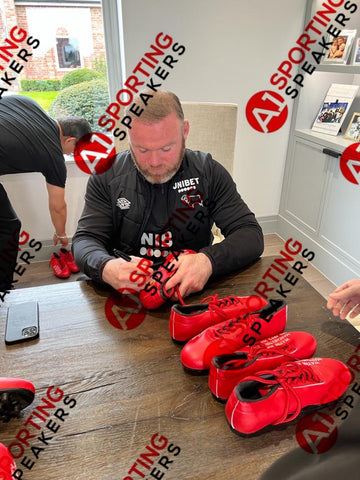 Wayne Rooney Signed Manchester United Boot Private Signing Signed 28/4/22 £1255