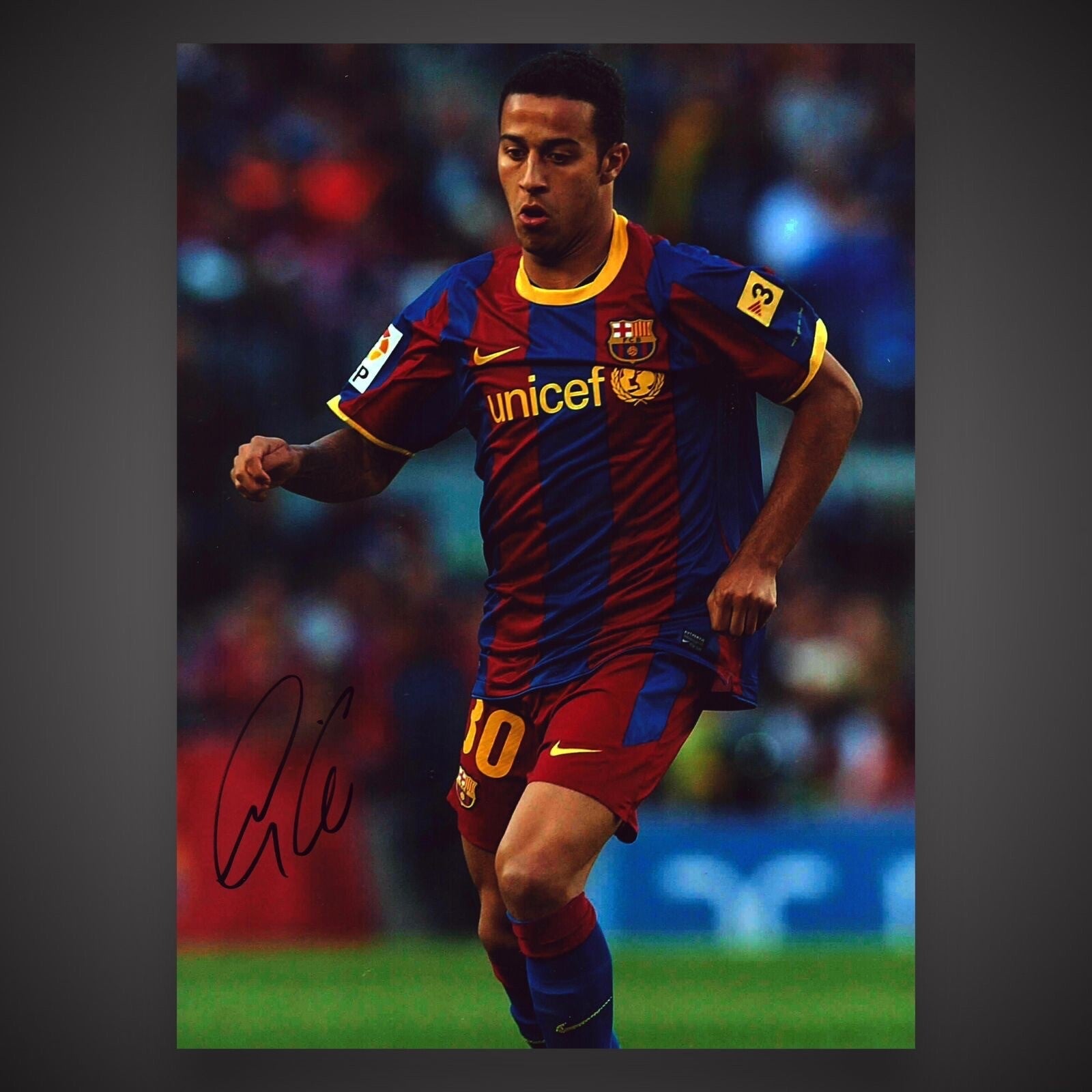 Barcelona  Thiago Alcantara Hand Signed 16x12 Photograph With COA £29.990