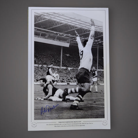 Preston North End 1964 FA Cup Alex Dawson Signed Photo 18x12 £250