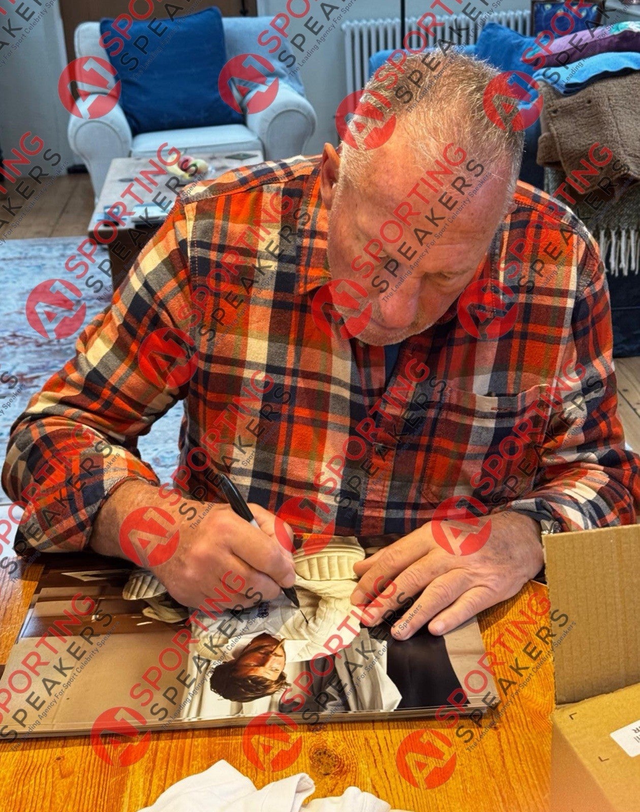 Lord Ian Botham Hand Signed Famous Cigar Photo With Coa £555