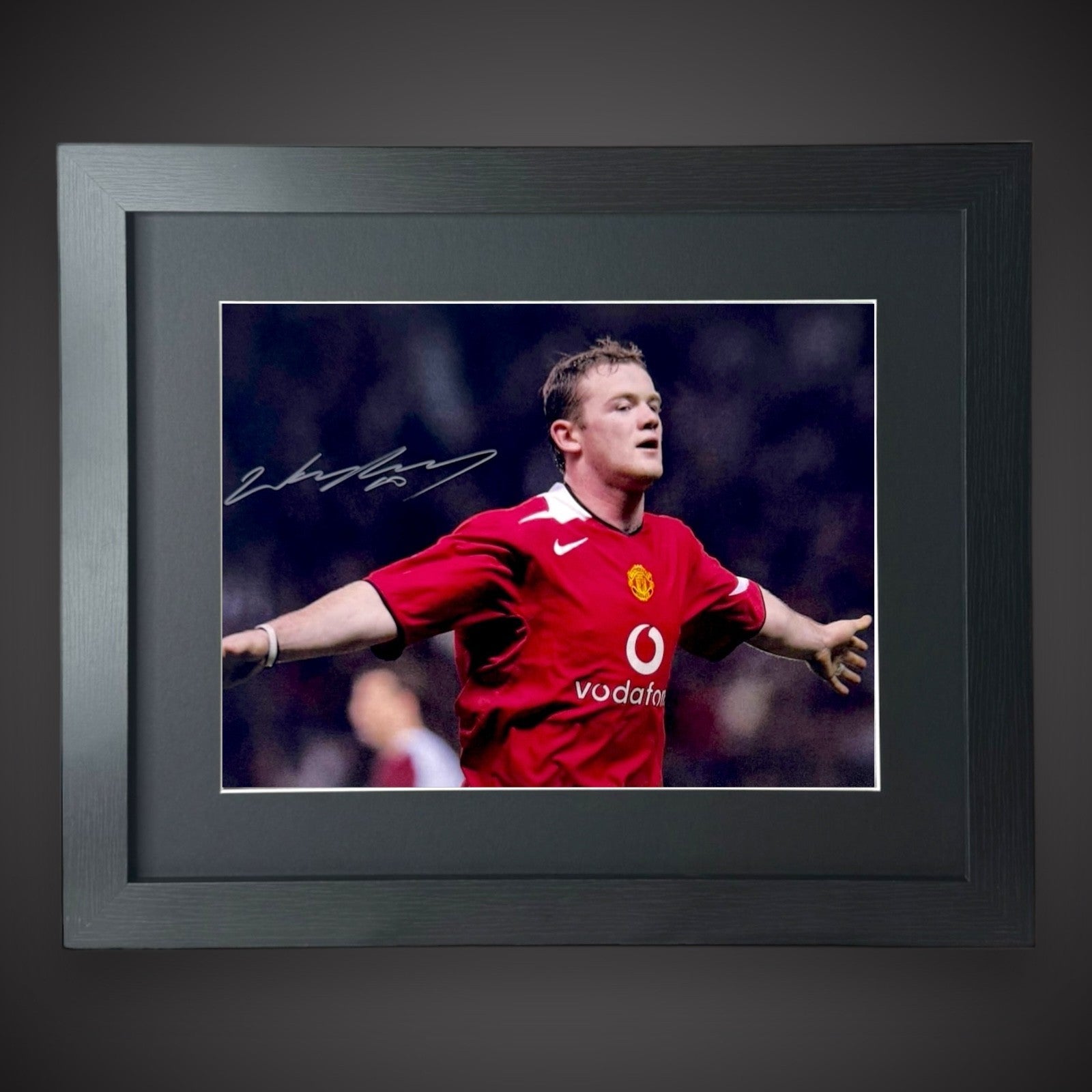 Framed Wayne Rooney Manchester United Hand Signed Photograph £69.990