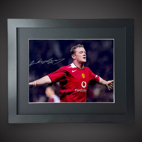 Framed Wayne Rooney Manchester United Hand Signed Photograph £69.990