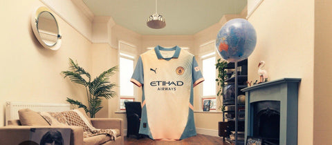 Manchester City Signed  Noel Gallagher Special Ltd Ed Shirt Definitely City £4993