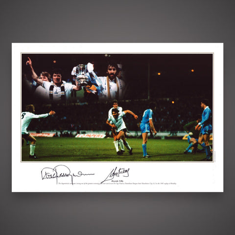 Ricky Villa And Steve Perrymann Signed Photo £29.990