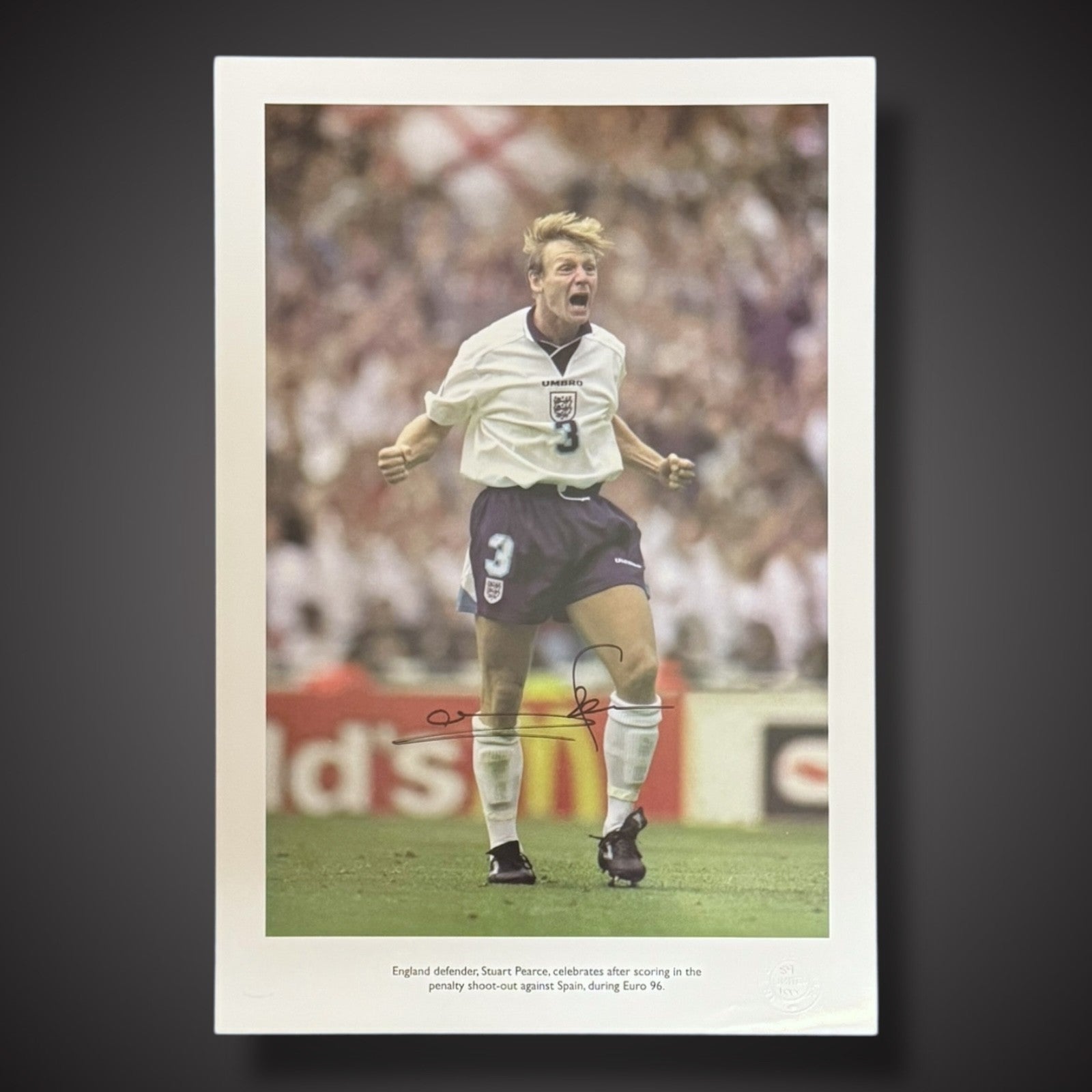 Stuart Pearce England Hand Signed Photo £29.990
