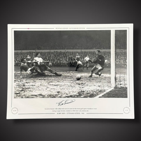 FRAMED Bobby Smith - TOTTENHAM HOTSPUR 1960 Signed Photo £451