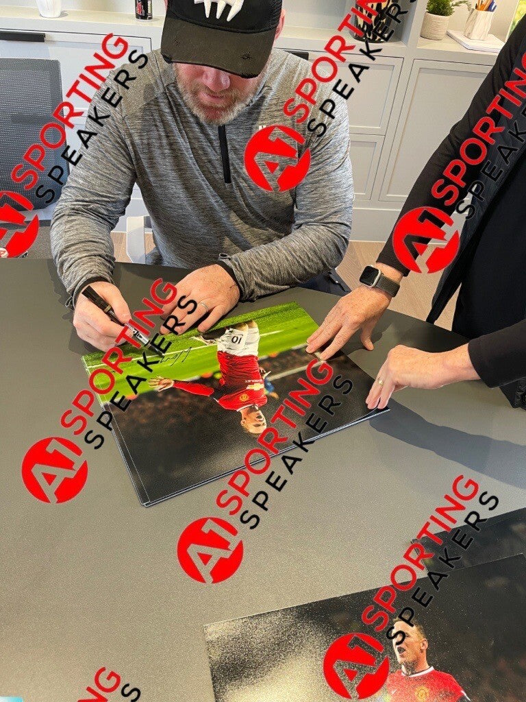 Wayne Rooney Hand Signed Manchester United 16x12 Photograph  with COA £39.996