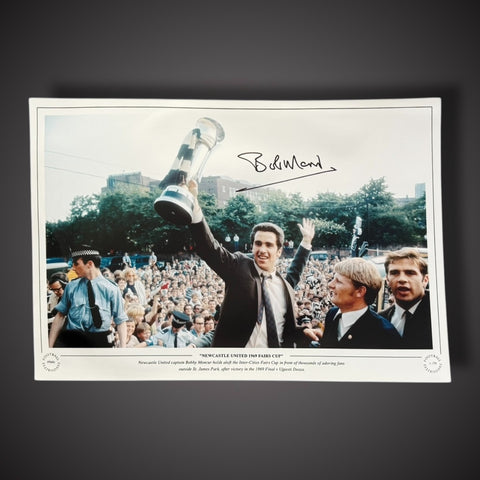 Newcastle United 1969 Fairs Cup Signed Photo By Bobby Moncur £25 12X180