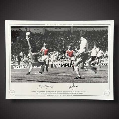 FRAMED Jimmy Greenhoff & Lou Macari Signed Manchester United Photo1