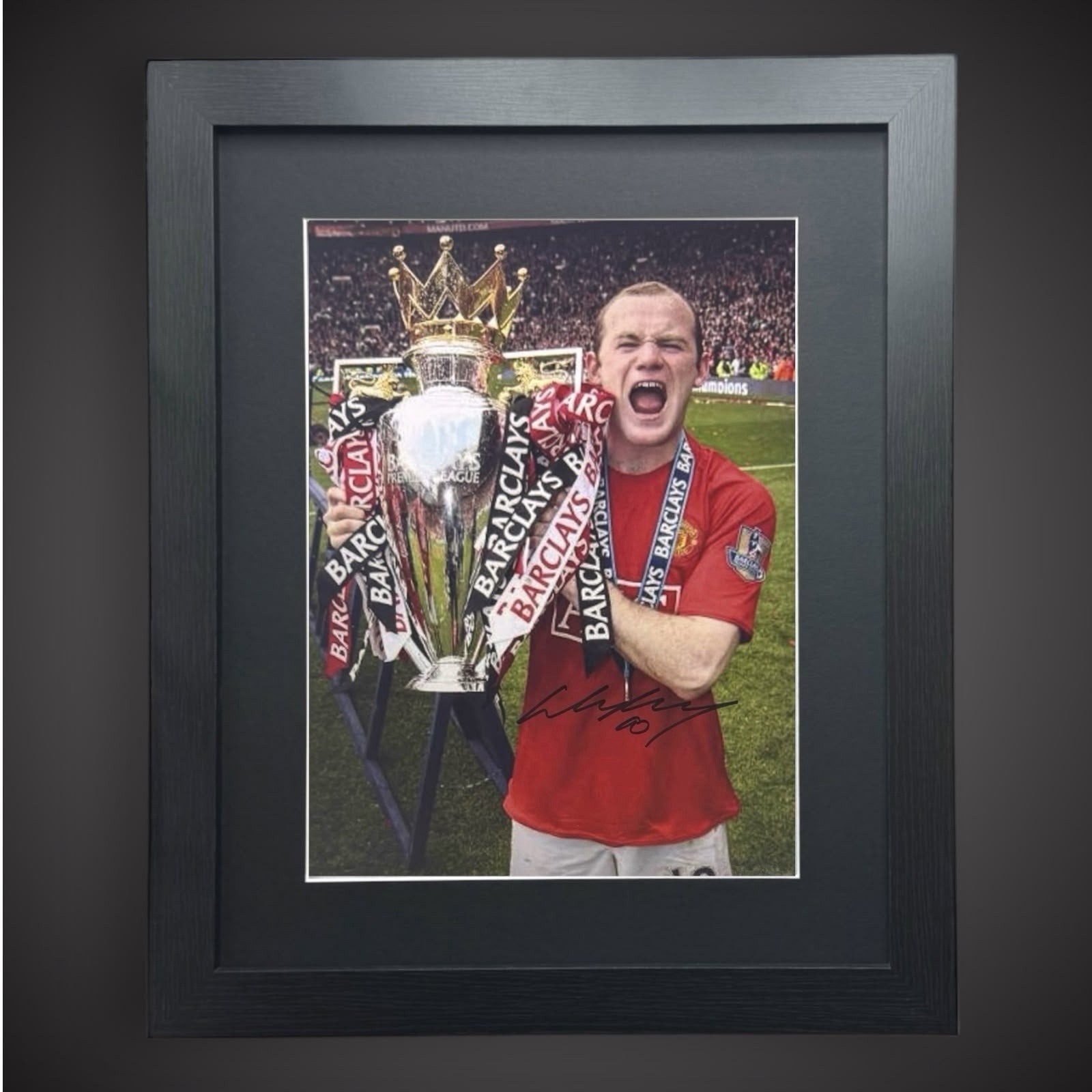 Framed - Wayne Rooney Manchester United Hand Signed Photo With COA £59.990