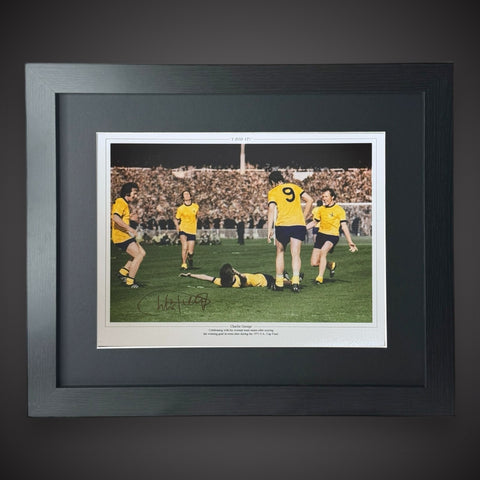 Framed Charlie George "ARSENAL 1971 - THE WINNER" Signed Photo0