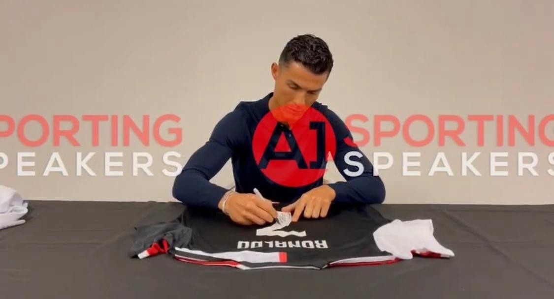 Cristiano Ronlaod Hand Signed Juventus Football Shirt Framed £599 With COA 3