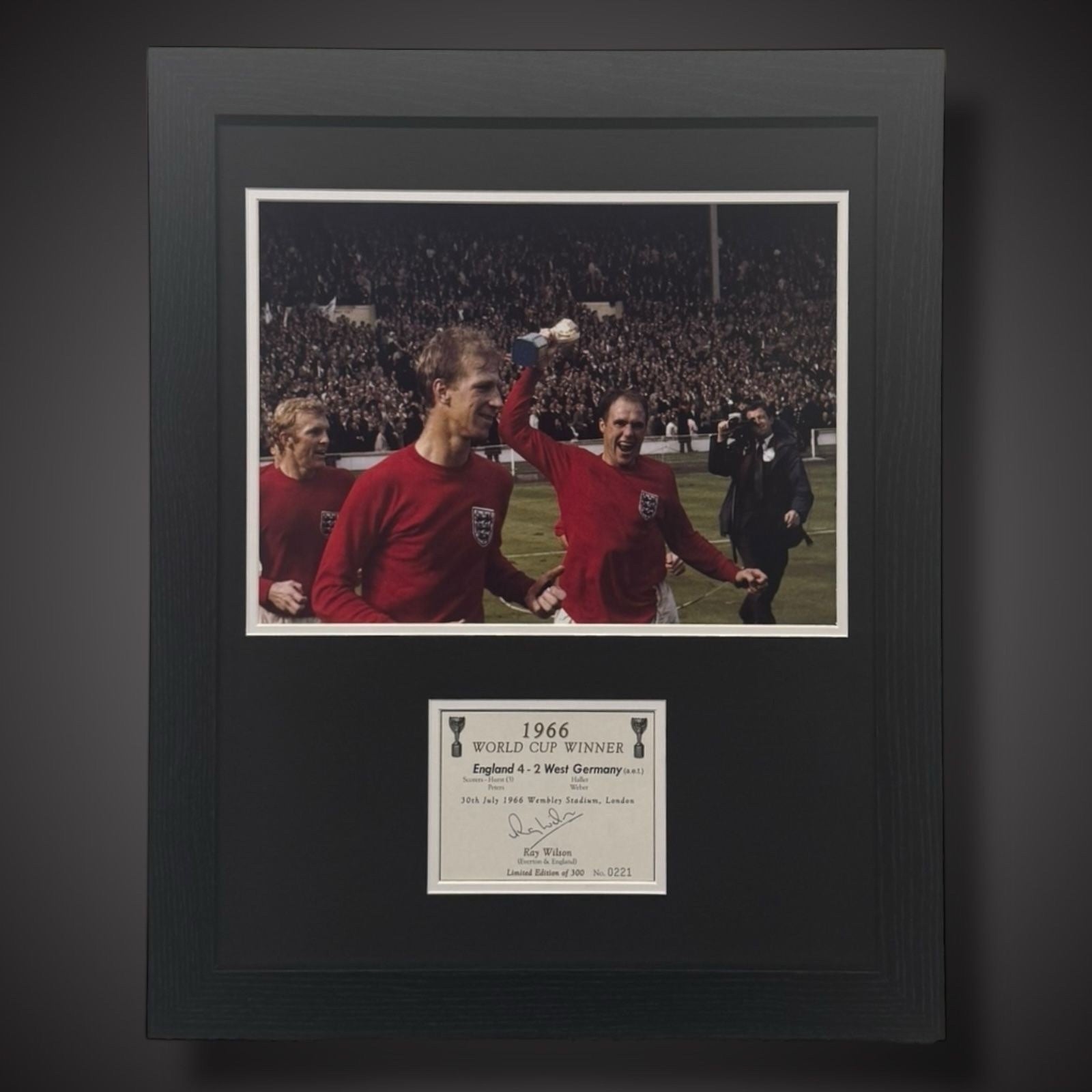 Ray Wilson  1966 World Cup Winners Hand Signed Champagne Label Pano Framed £990