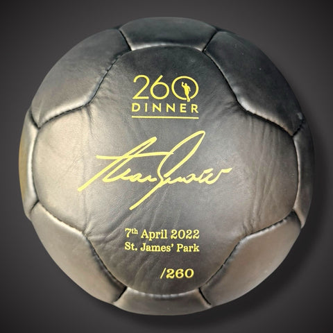 Alan Shearer Limited Edition 260 Dinner Celebration Ball Signed In A Case £2991