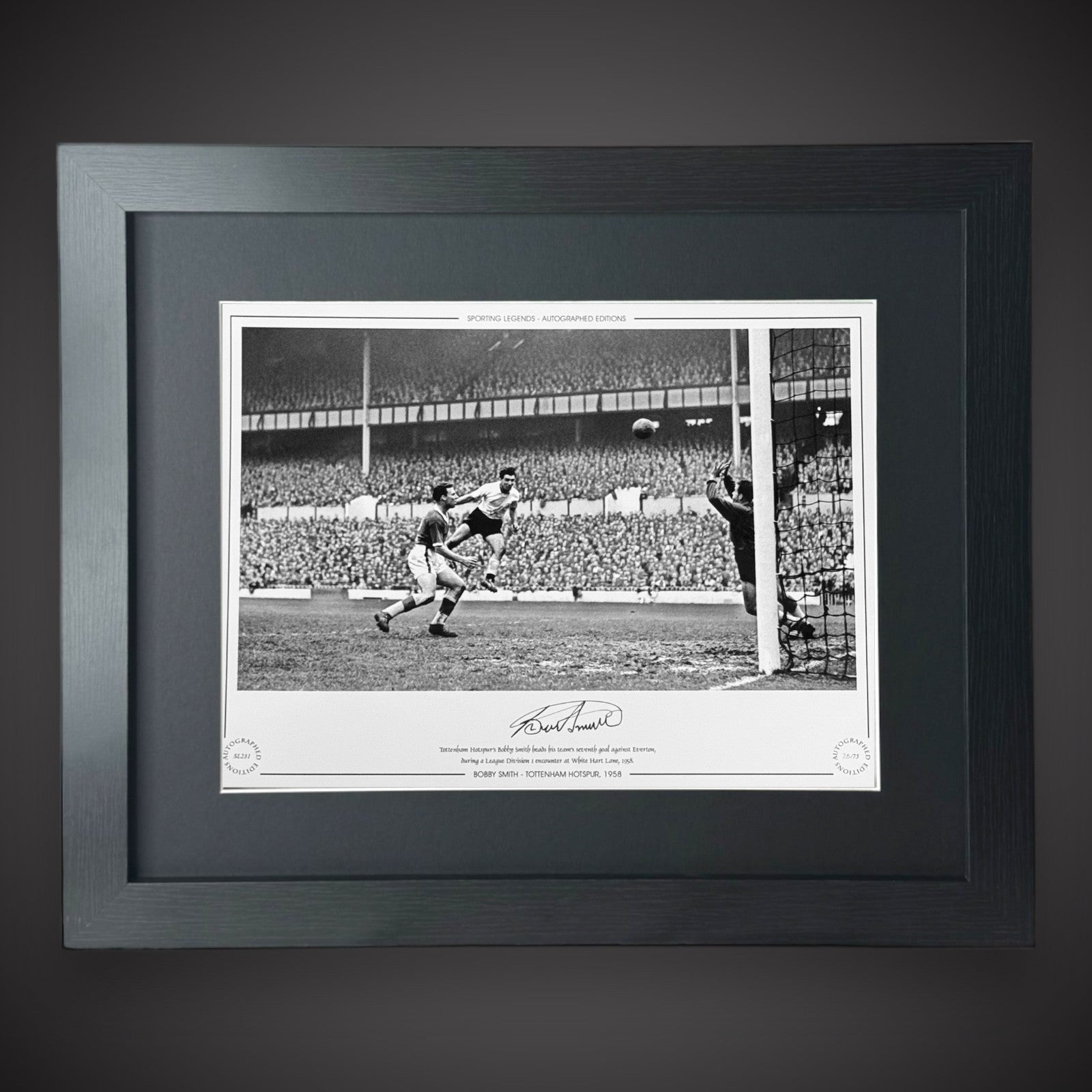 Framed Bobby Smith - TOTTENHAM HOTSPUR 1958 Signed Photo £39.99 16X200