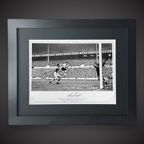 Framed Bobby Smith - TOTTENHAM HOTSPUR 1958 Signed Photo £39.99 16X200