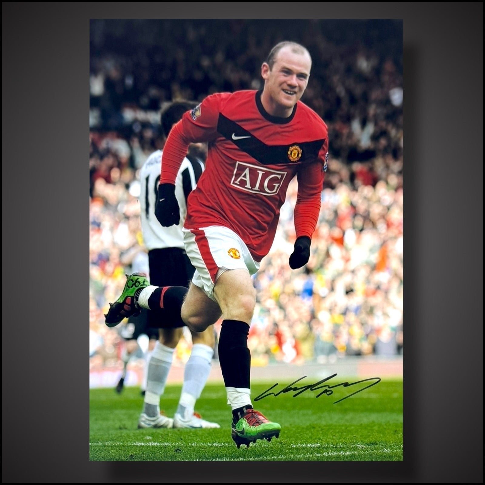Wayne Rooney Manchester United Hand Signed Photograph £39.990