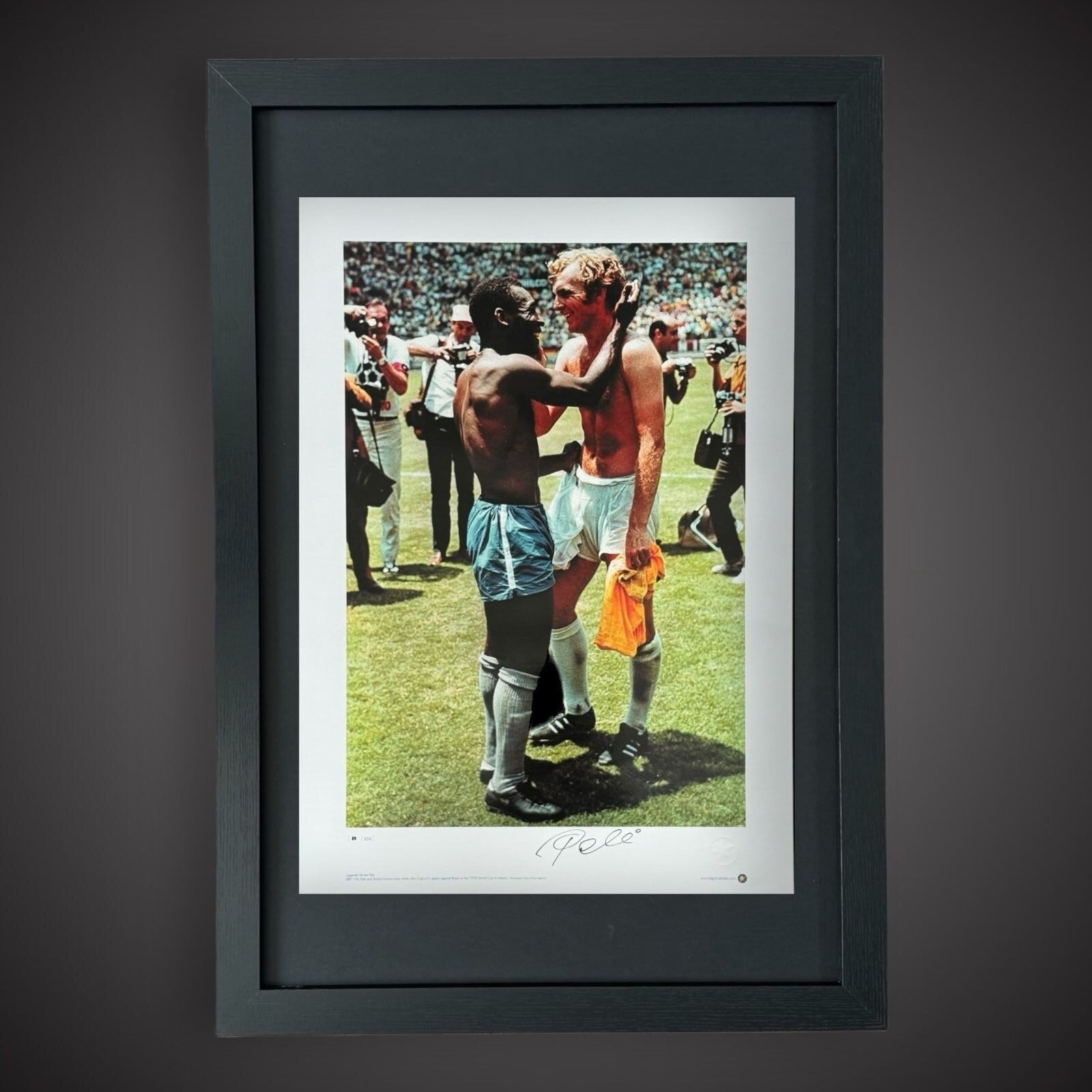 Framed Pele Signed Brazil Photo With Bobby Moore ABSOLUTELY STUNNING £375  COA0