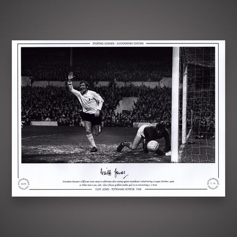 Tottenham Hotspur Cliff Jones 1968 Hand Signed Photo £250