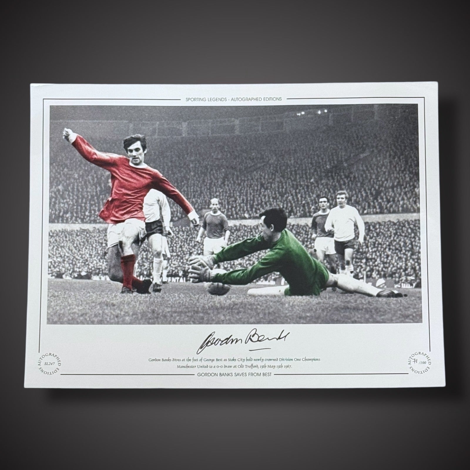 FRAMED Gordon Banks Hand Signed Photo £49 16X121