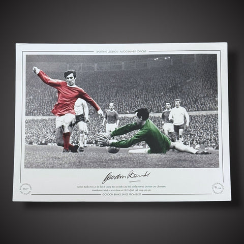 FRAMED Gordon Banks Hand Signed Photo £49 16X121