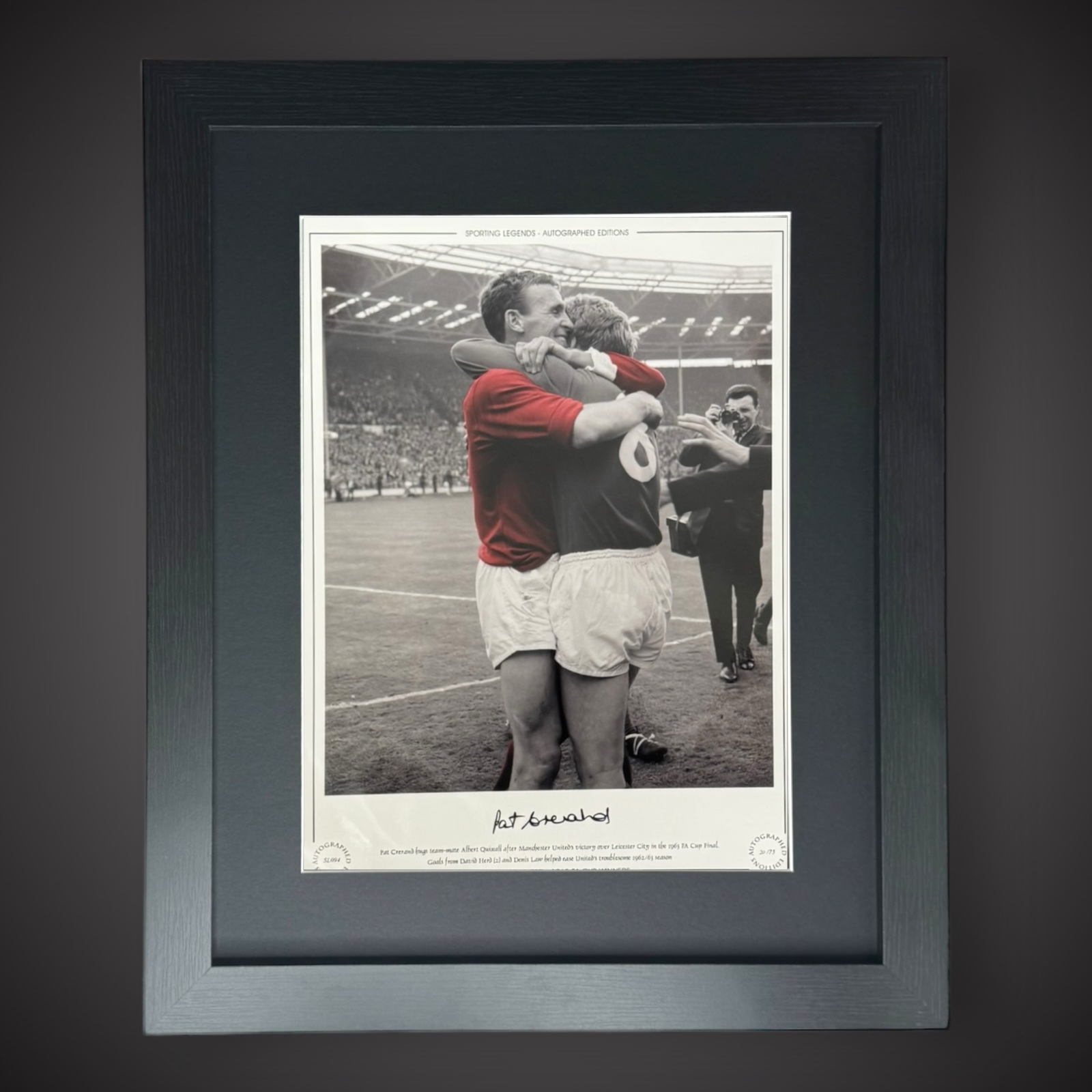 FRAMED Pat Crerand Hand Signed Photo- Manchester United 1963 FA Cup Winners £450