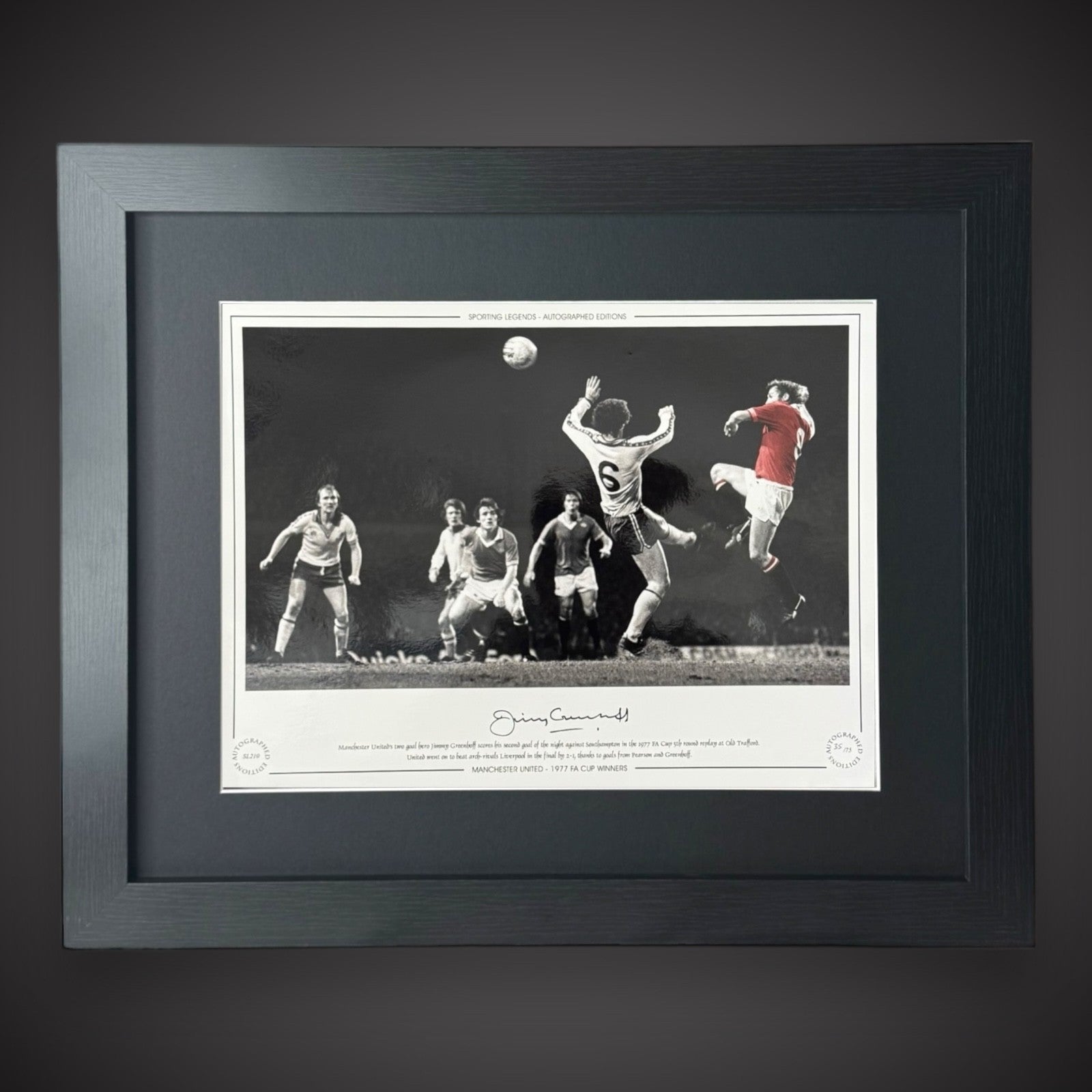 FRAMED Jimmy Greenhoff Signed Manchester United 1977  Photo £450