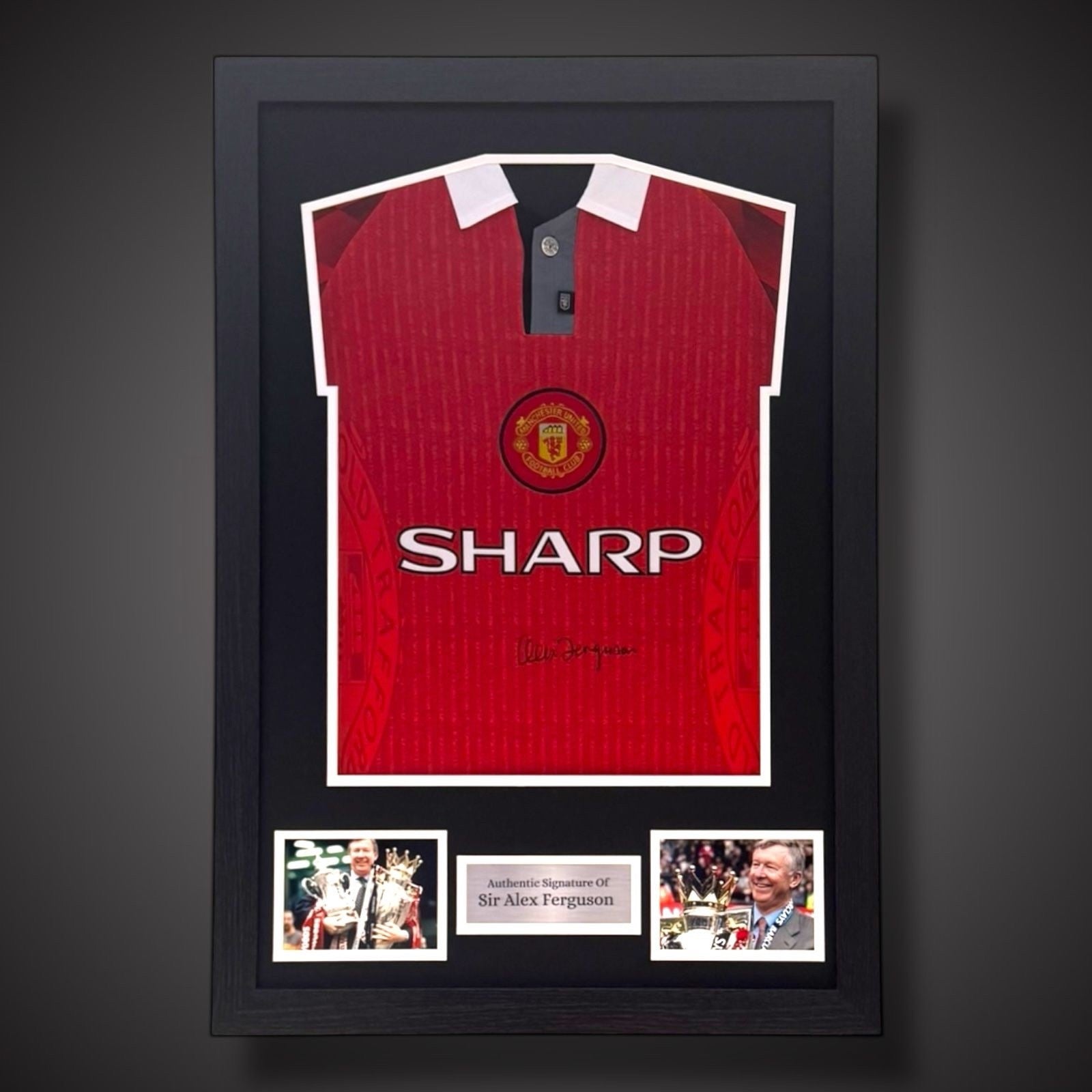 Framed Sir Alex Ferguson Hand Signed Manchester Untied Football Shirt £6940