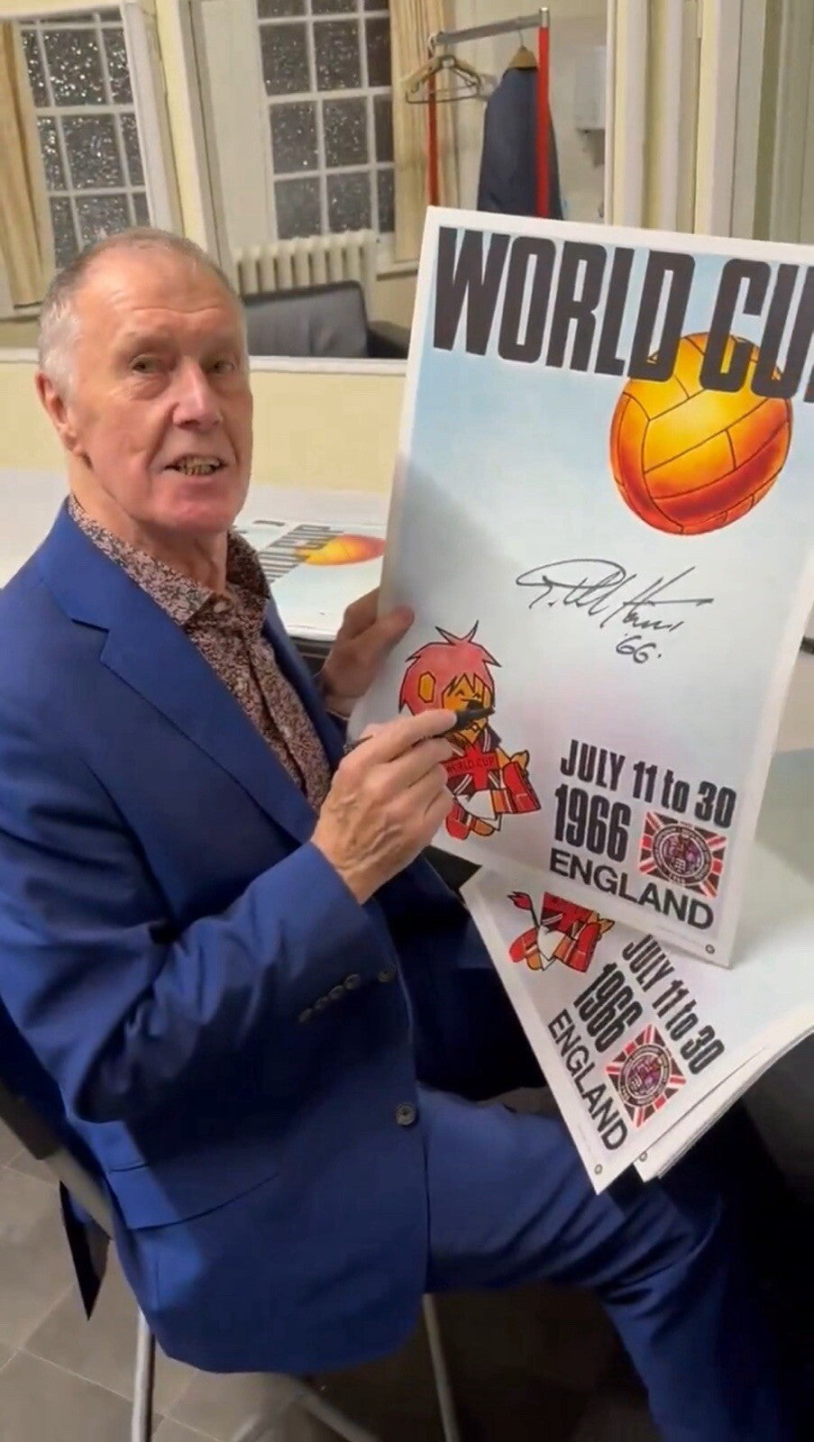 Sir Geoff Hurst Signed World Cup Willie Poster From Agent COA  £29.99 16X231