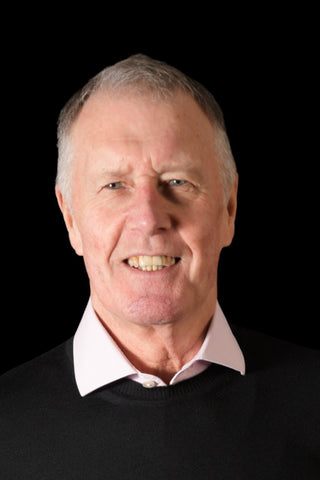 Sir Geoff Hurst HandSigned In Gold Inscribed  4-2 16 X 12 1966 Photo  COA  £454