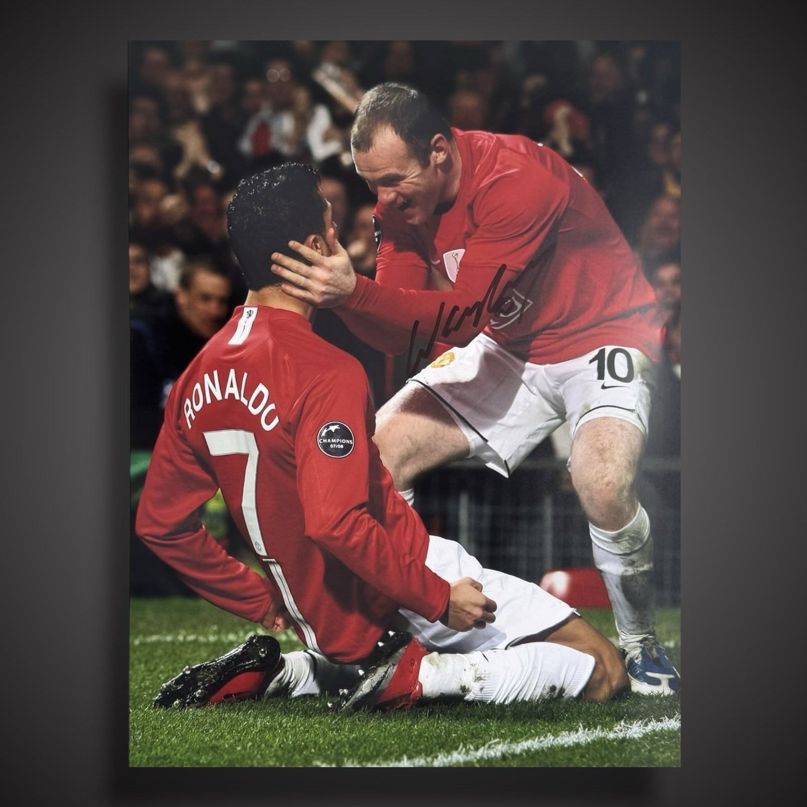 Wayne Rooney Hand Signed  Manchester United 16x12 Photo With COA £450