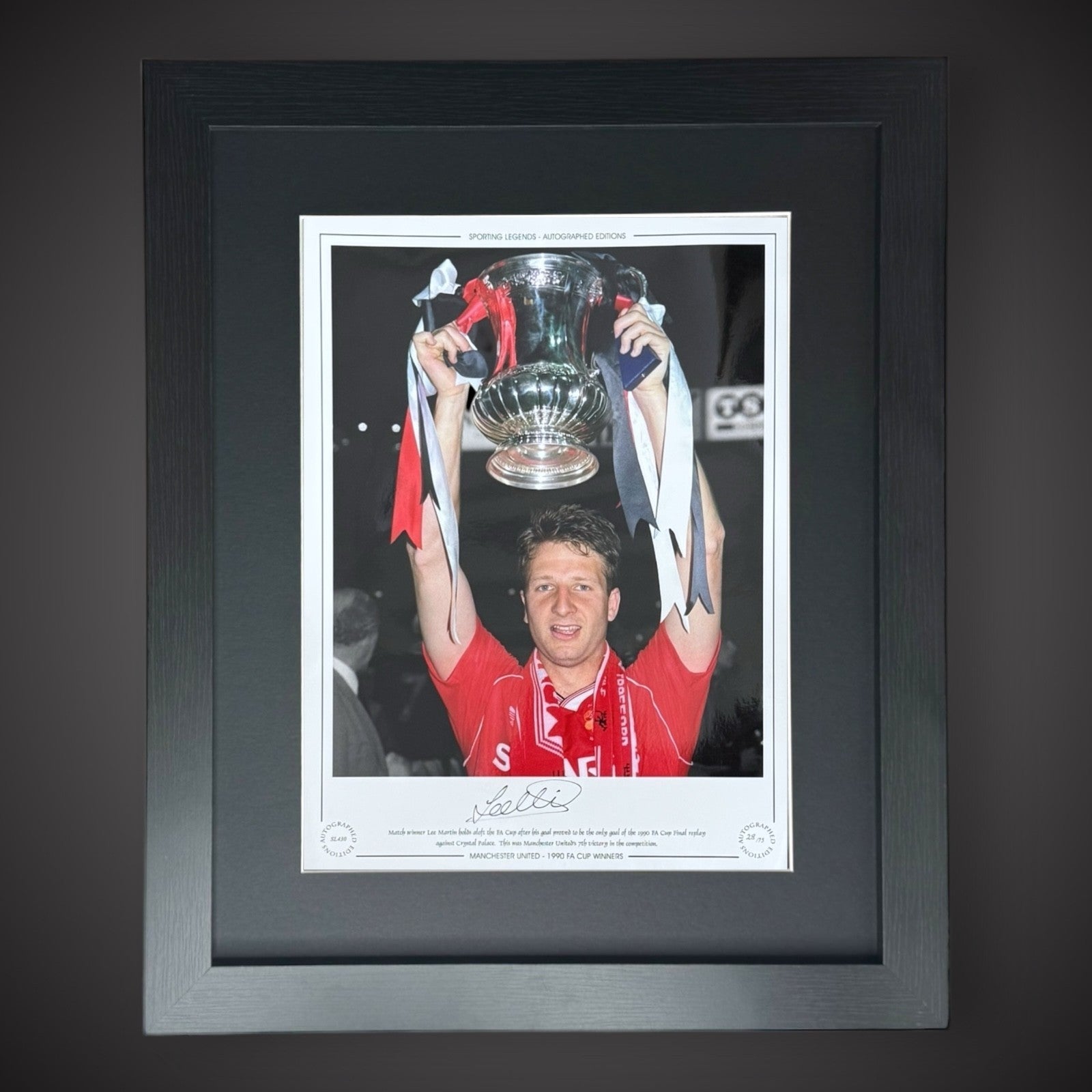 FRAMED Lee Martin  Manchester United 1990 FA Cup Winners Signed Photo £45 16X120