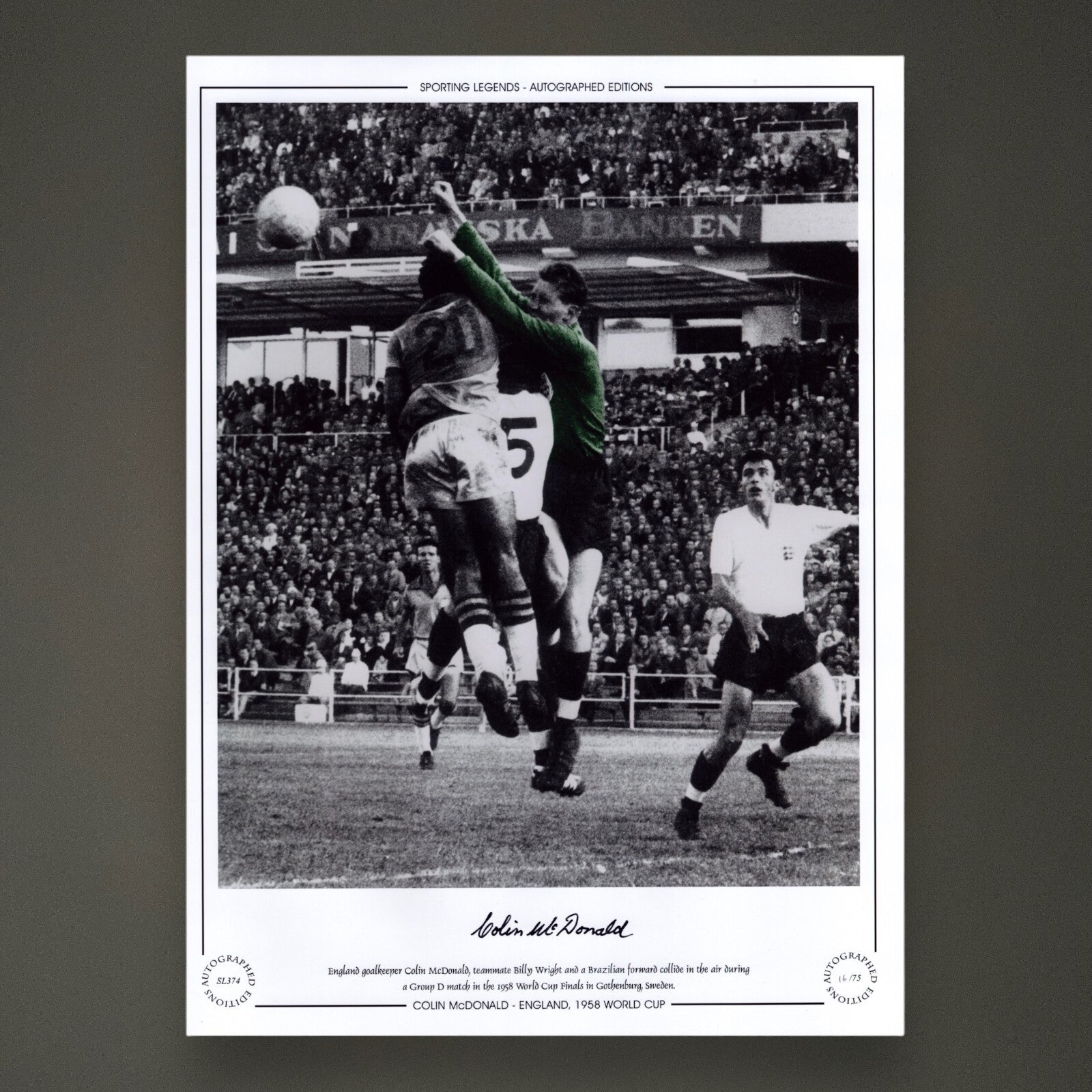 England Goalkeeper Colin Mcdonald Hand Signed Photo £19.99 12X160