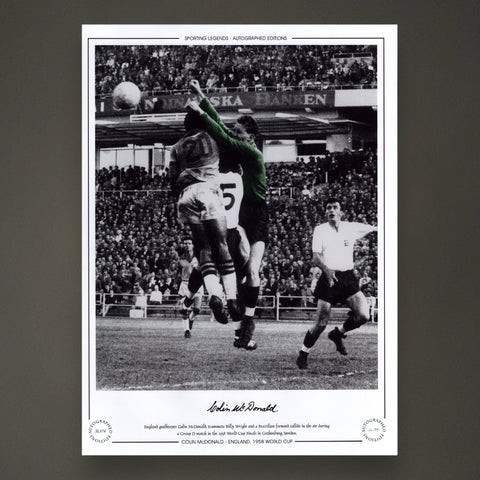 England Goalkeeper Colin Mcdonald Hand Signed Photo £19.99 12X160
