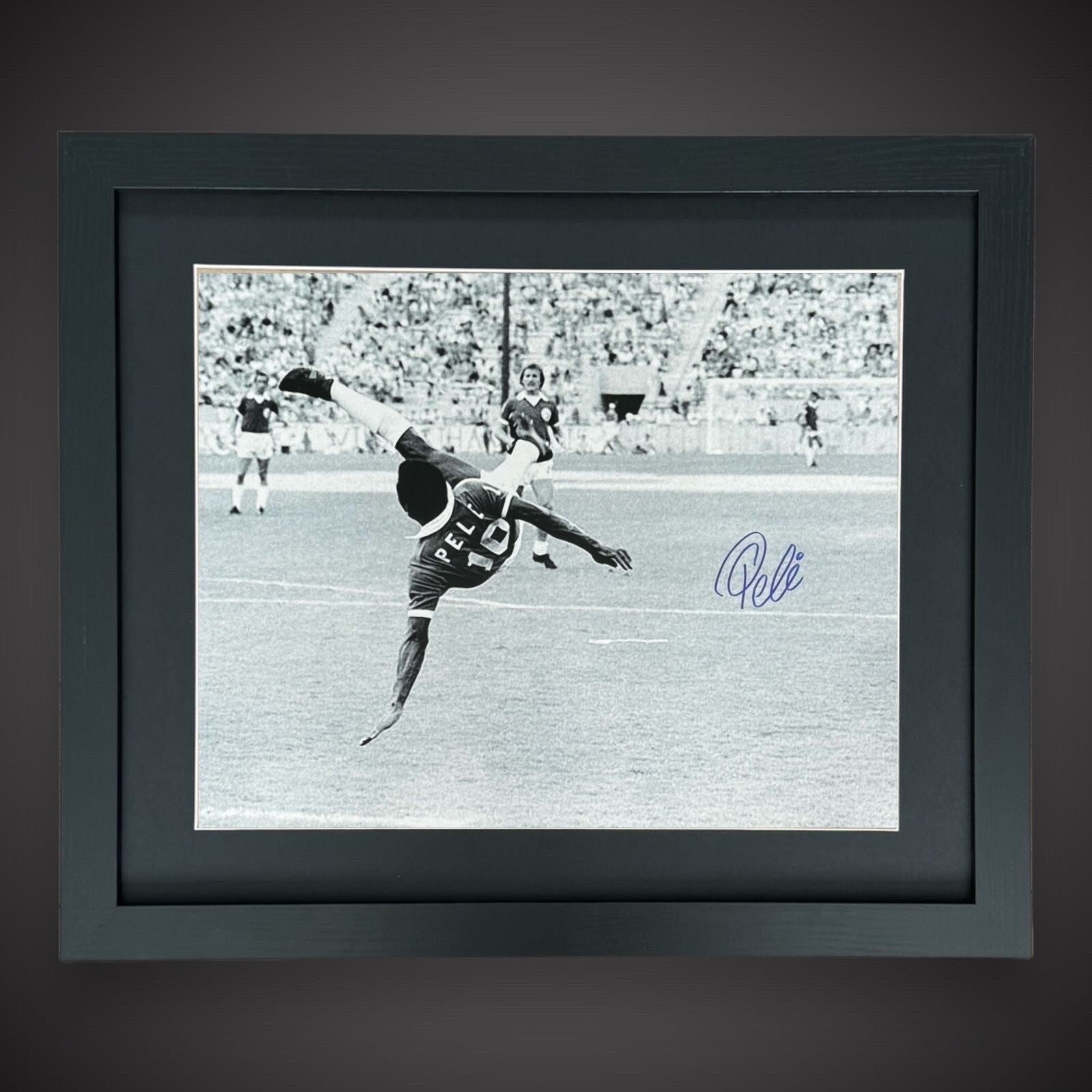 Legend - Pele Hand Signed And Framed Photo Overhead Kick With COA £3490