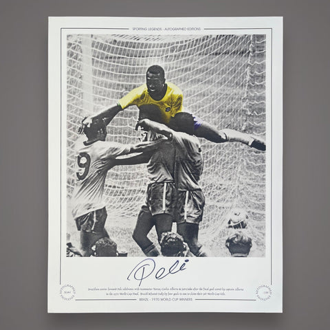 Pele Signed BRAZIL - 1970 WORLD CUP WINNERS Photo (Faded signature) £1850