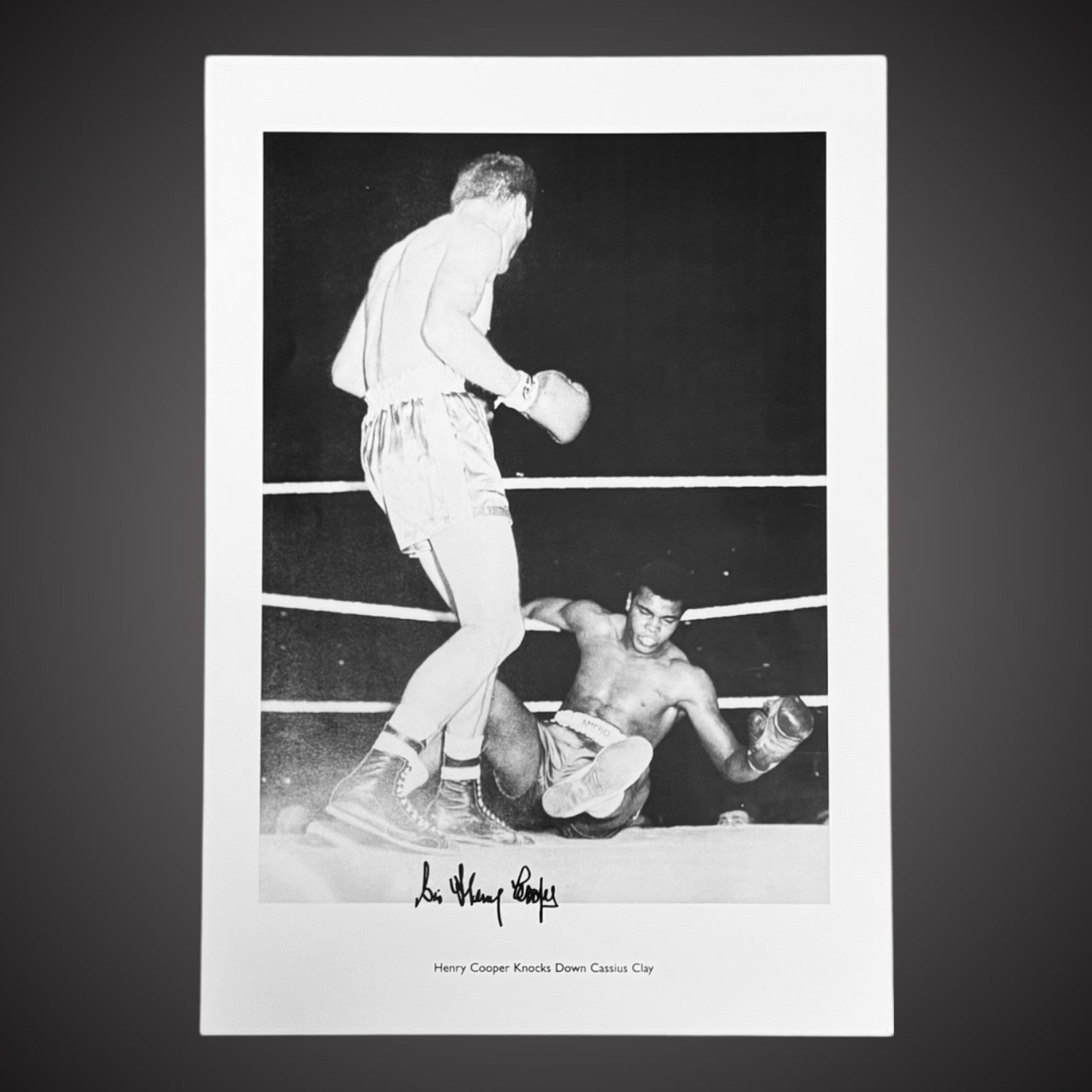 Sir Henry Cooper Hand Signed Photo £30 ‘Henry Cooper Knocks Down Cassius Clay’0